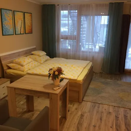 Apartment Spengler Apartman 2 Harkan